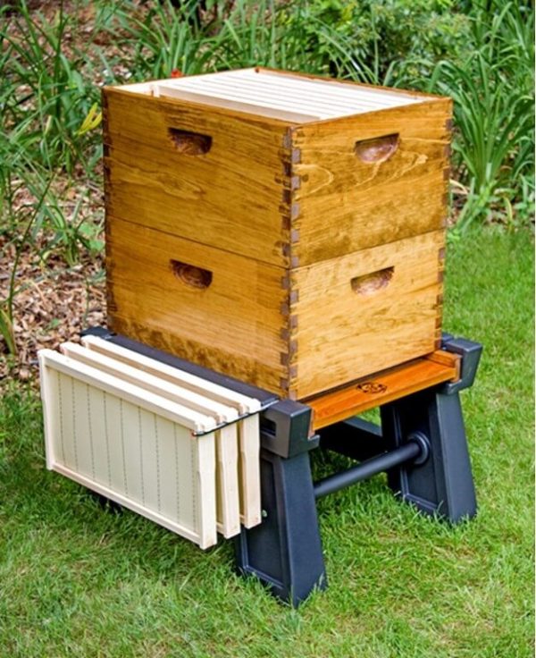 Ultimate Hive Stand by Bee Smart Designs
